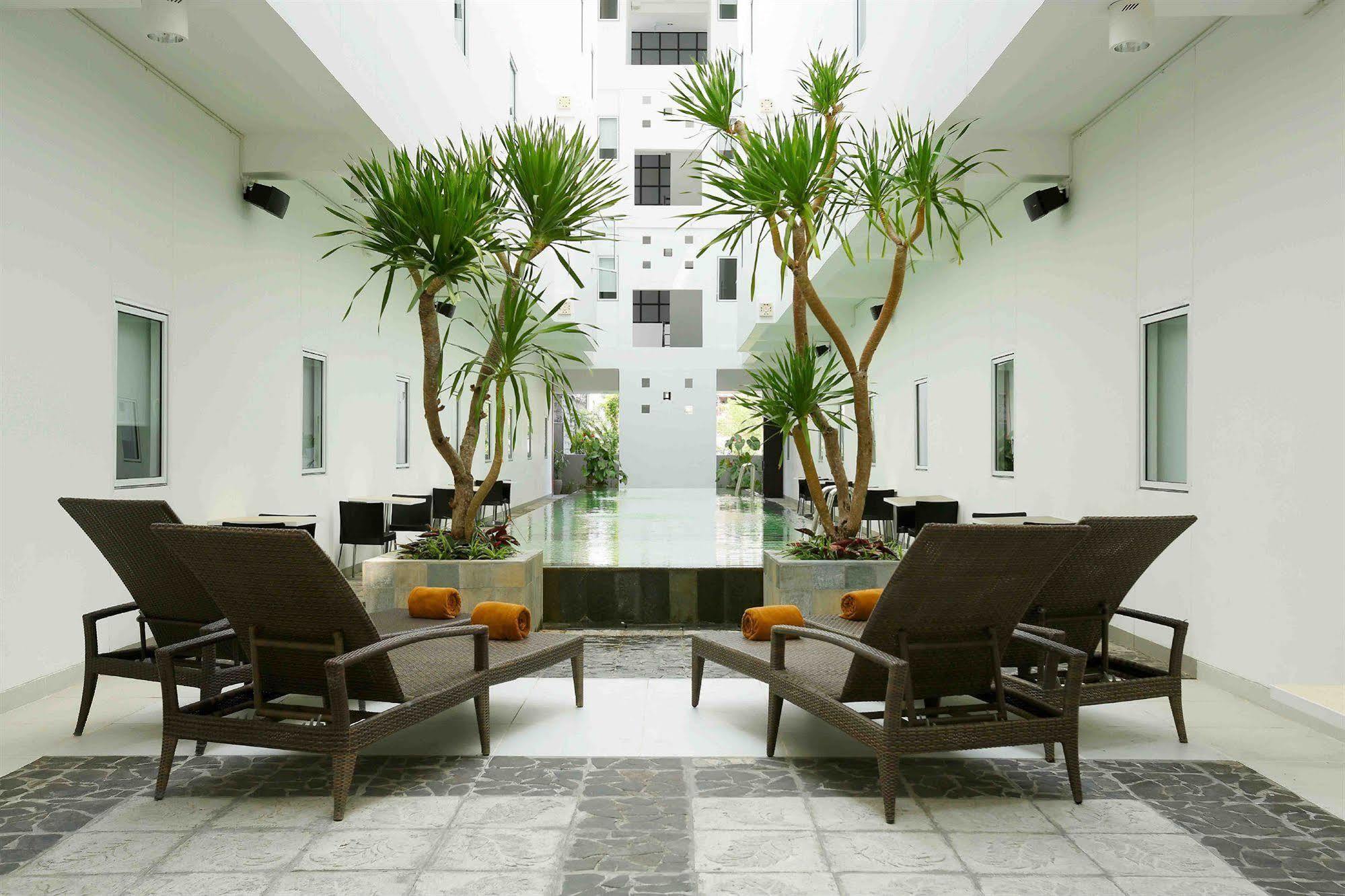 Amaris Hotel Sunset Road - Bali Kuta Lombok Eksteriør billede